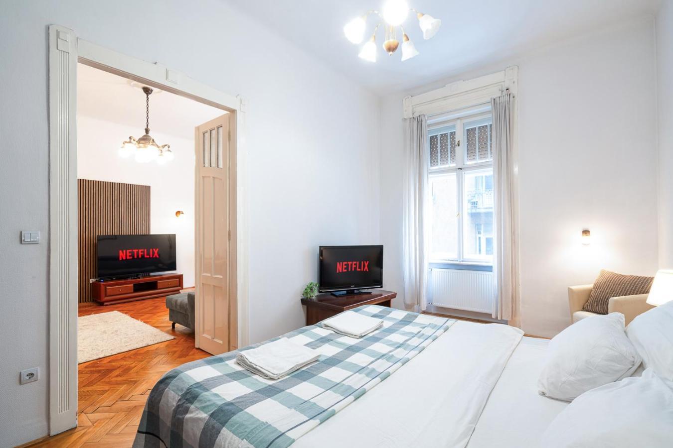 Beautiful Spacious Three-Room Suite Close To Buda Castle Budapest Eksteriør bilde