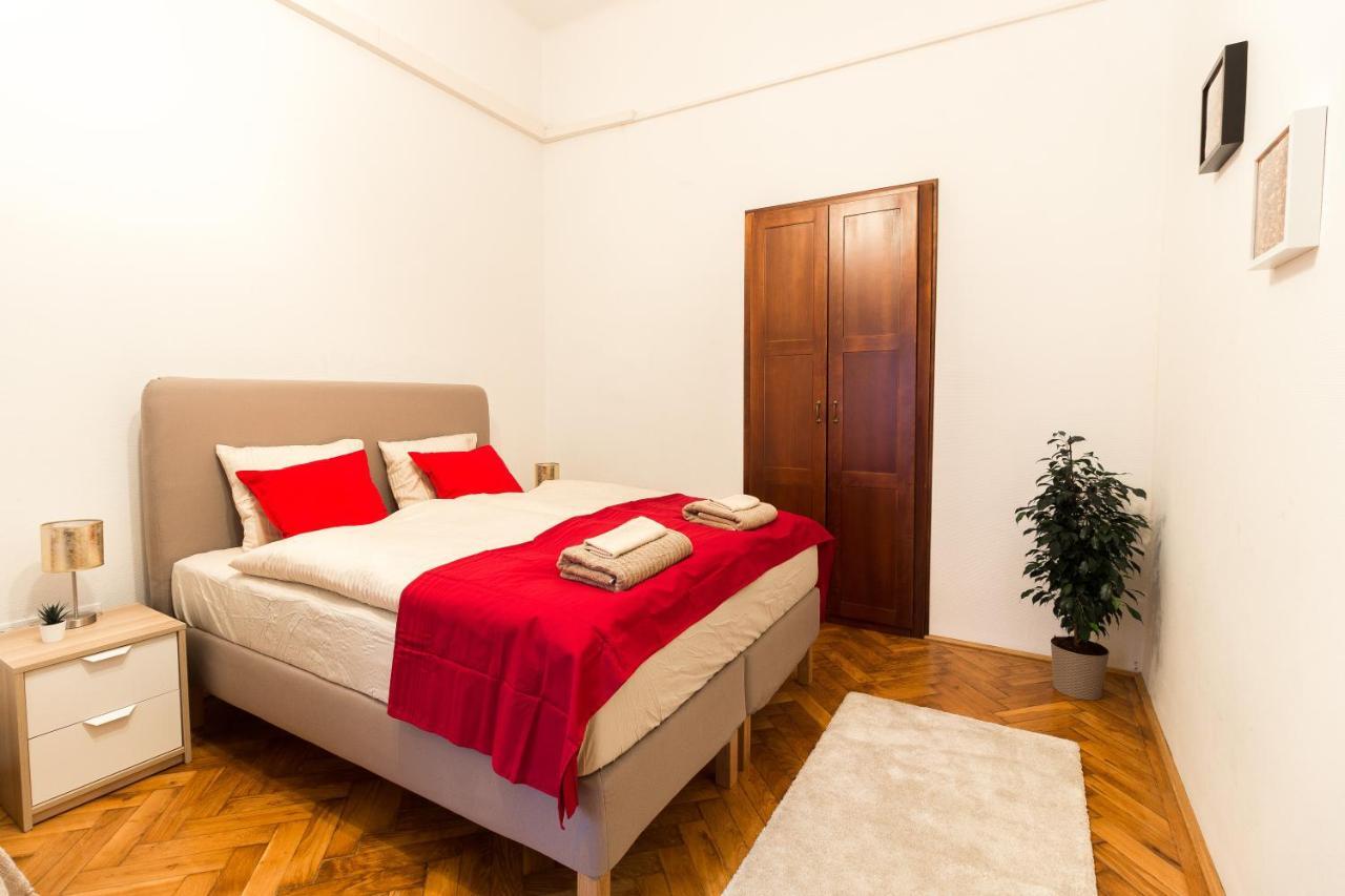 Beautiful Spacious Three-Room Suite Close To Buda Castle Budapest Eksteriør bilde