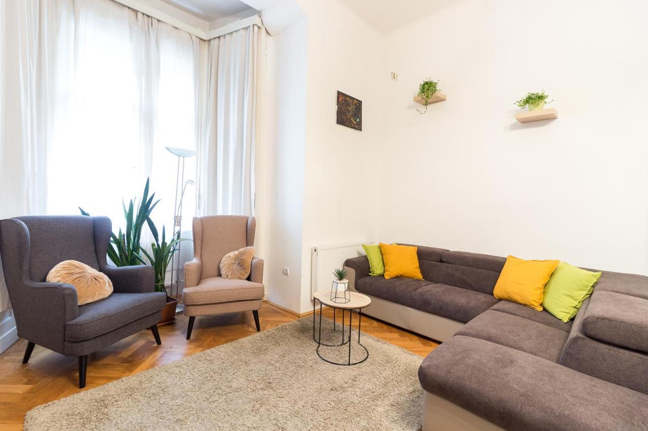Beautiful Spacious Three-Room Suite Close To Buda Castle Budapest Eksteriør bilde