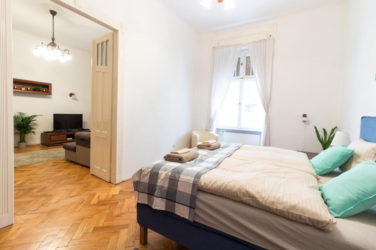 Beautiful Spacious Three-Room Suite Close To Buda Castle Budapest Eksteriør bilde