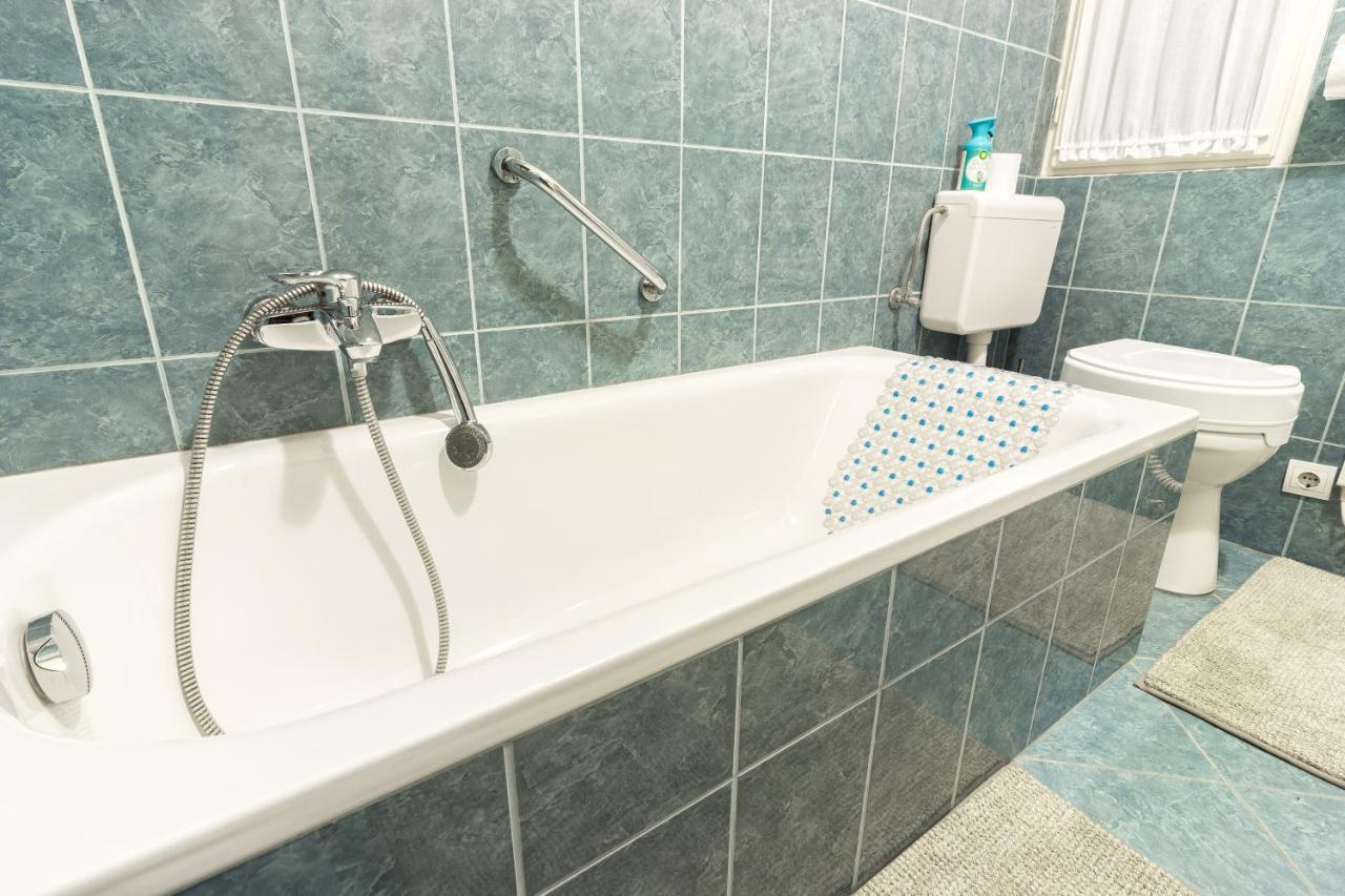 Beautiful Spacious Three-Room Suite Close To Buda Castle Budapest Eksteriør bilde