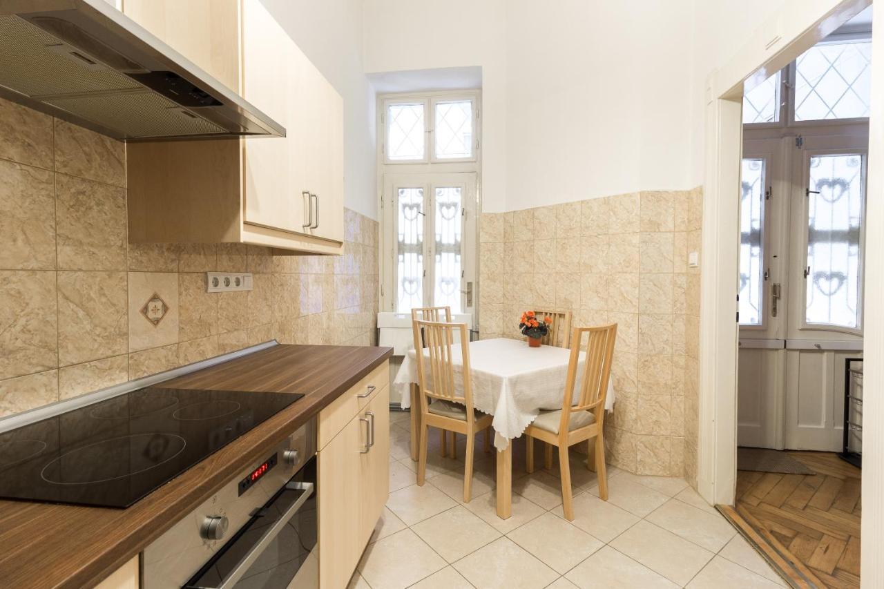 Beautiful Spacious Three-Room Suite Close To Buda Castle Budapest Eksteriør bilde